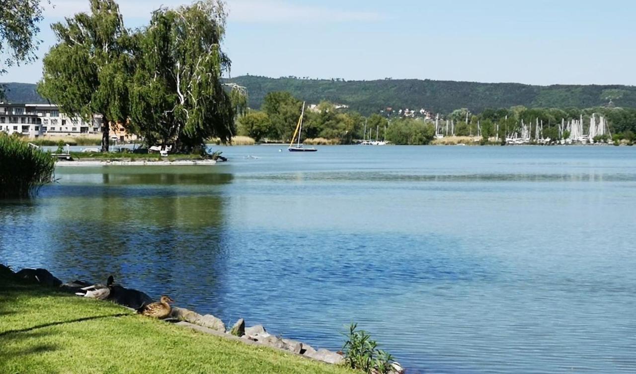 Mediterrania Apartment Keszthely Luaran gambar